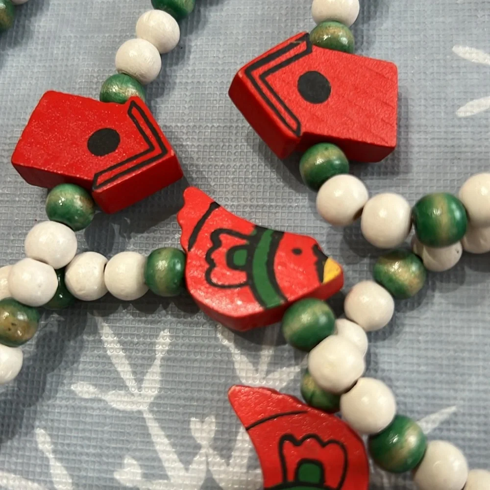 Vintage Wooded Beaded Bird & Birdhouse Garland